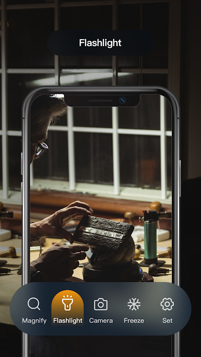 Magnifying Glass + Flashlight screenshot
